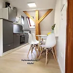 3 Zimmerwohnung In Naehe Uniklinik, Free Parking וירצבורג
