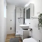3 Zimmerwohnung In Naehe Uniklinik, Free Parking וירצבורג