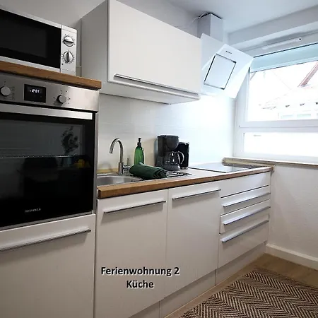 3 Zimmerwohnung In Naehe Uniklinik, Free Parking *