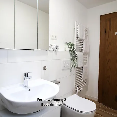 3 Zimmerwohnung In Naehe Uniklinik, Free Parking Apartman *