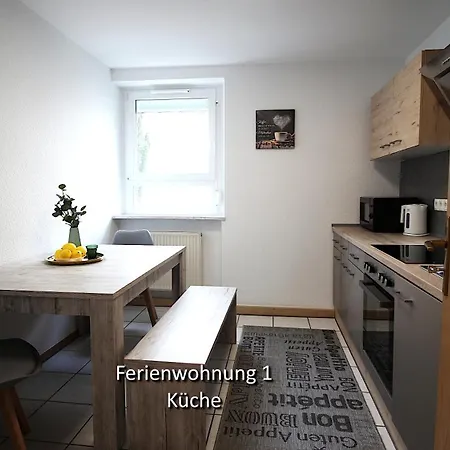 3 Zimmerwohnung In Naehe Uniklinik, Free Parking Apartman *