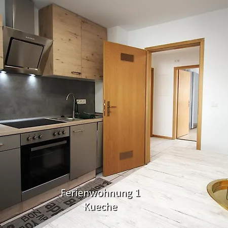 3 Zimmerwohnung In Naehe Uniklinik, Free Parking